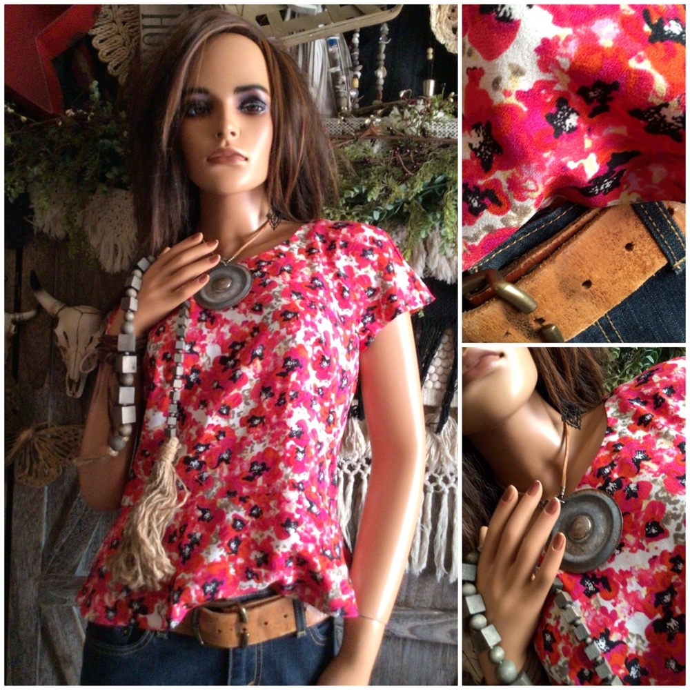 Ann Taylor Beautiful Pink Dahlia Peplum Tunic